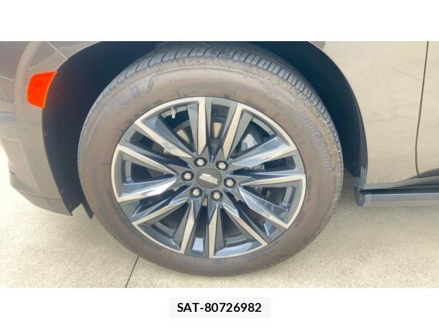 Cadillac ESCALADE 2021-11 7453296-25