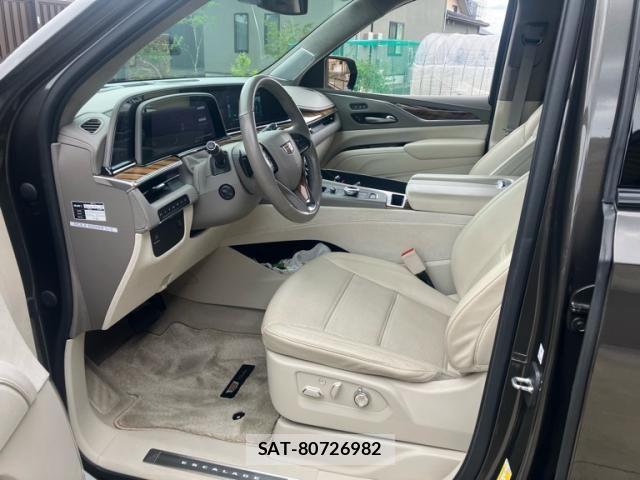 Cadillac ESCALADE 2021-11 7453296-4