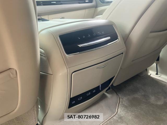 Cadillac ESCALADE 2021-11 7453296-8