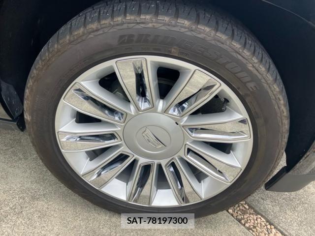 Cadillac ESCALADE 2020-04 7453297-9