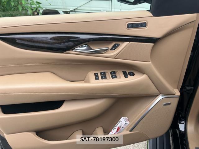 Cadillac ESCALADE 2020-04 7453297-22