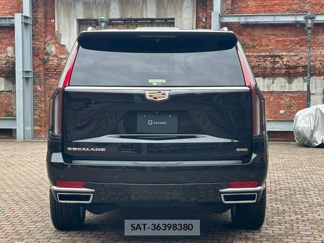 Cadillac ESCALADE 2021-07 7499789-5