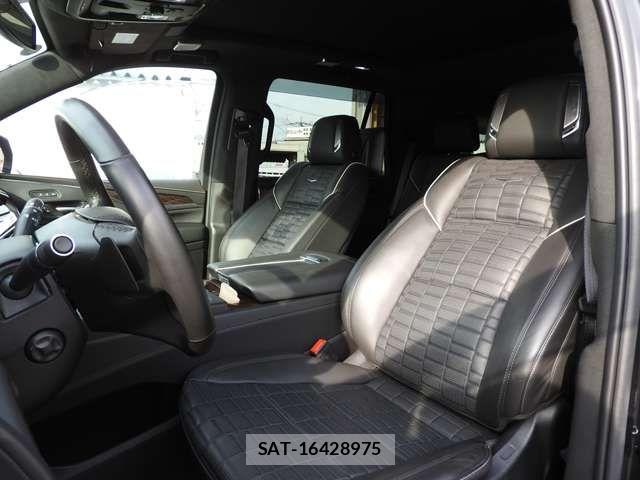Cadillac ESCALADE 2021-08 7615345-10