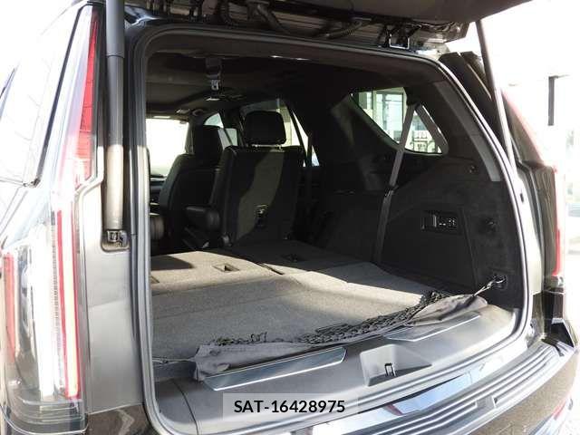 Cadillac ESCALADE 2021-08 7615345-17