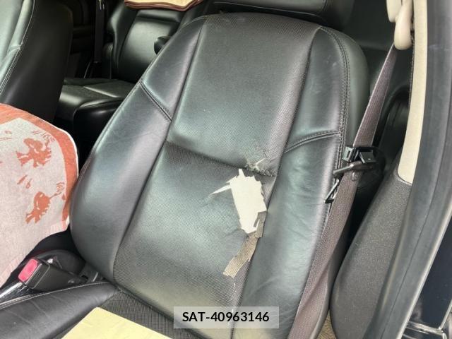 Cadillac ESCALADE 2012-07 7615347-19