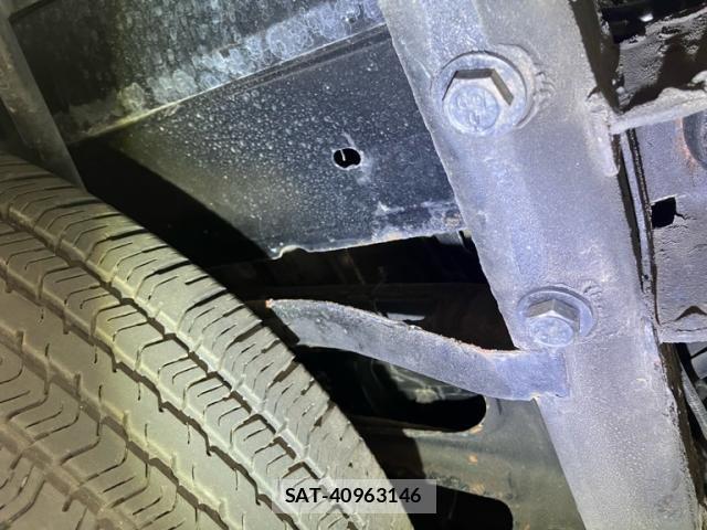 Cadillac ESCALADE 2012-07 7615347-26