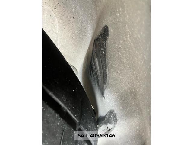 Cadillac ESCALADE 2012-07 7615347-29