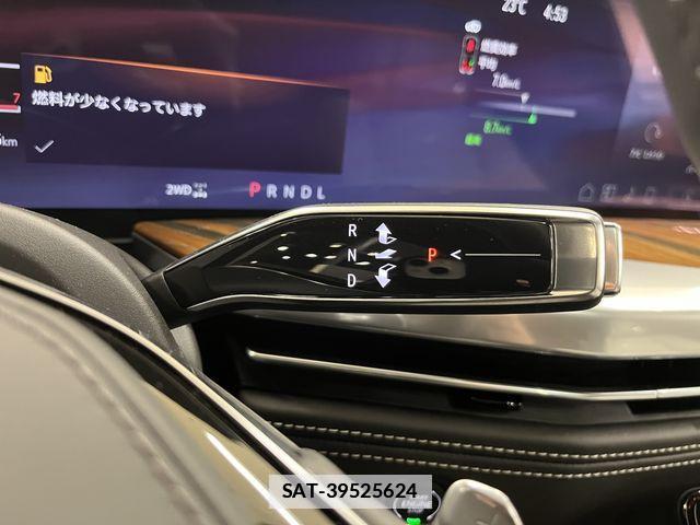 Cadillac ESCALADE 2025-08 7783187-8