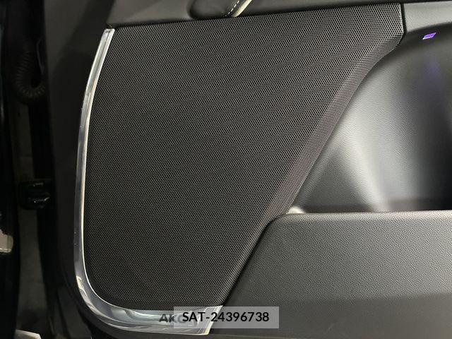Cadillac ESCALADE 2021-10 8206726-15