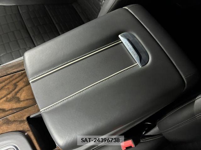Cadillac ESCALADE 2021-10 8206726-28