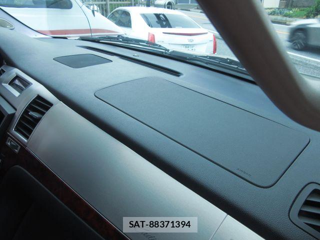 Cadillac ESCALADE 2010-07 8313539-11