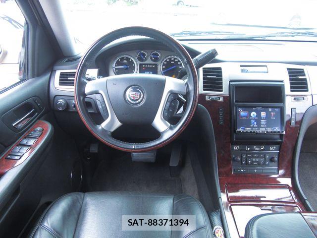 Cadillac ESCALADE 2010-07 8313539-13