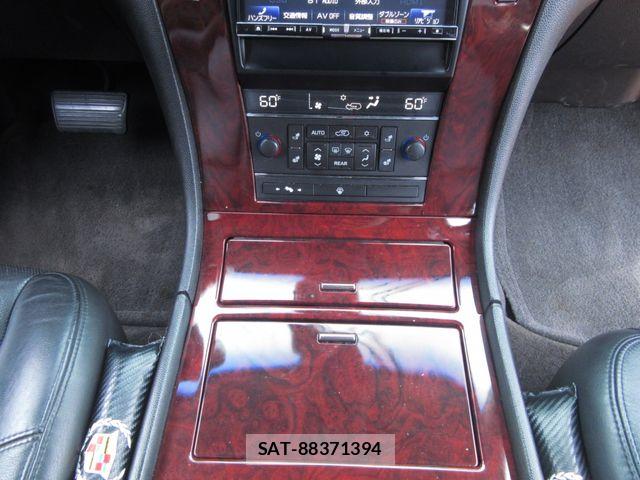 Cadillac ESCALADE 2010-07 8313539-17