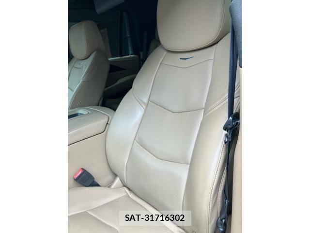 Cadillac ESCALADE 2020-03 8371504-11