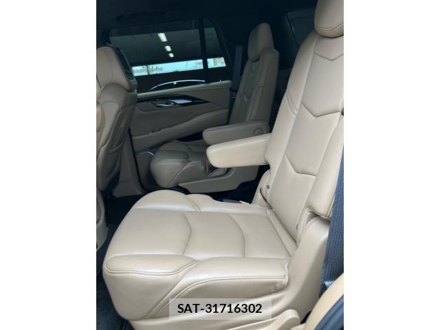 Cadillac ESCALADE 2020-03 8371504-14