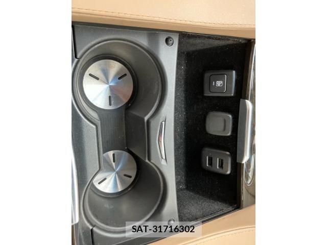 Cadillac ESCALADE 2020-03 8371504-26