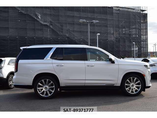 Cadillac ESCALADE 2023-09 8658295-3