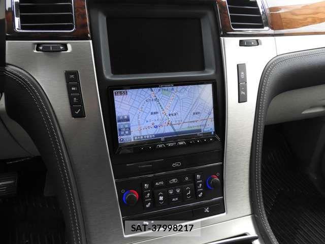 Cadillac ESCALADE 2013-03 8658296-8