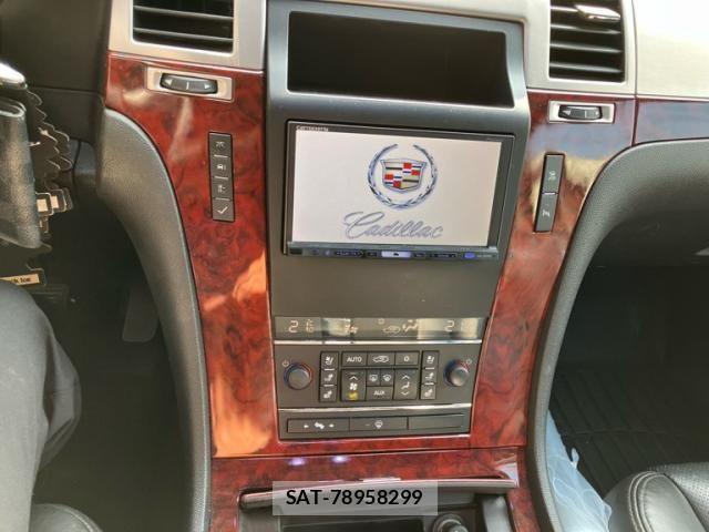 Cadillac ESCALADE 2012-09 8313538-19