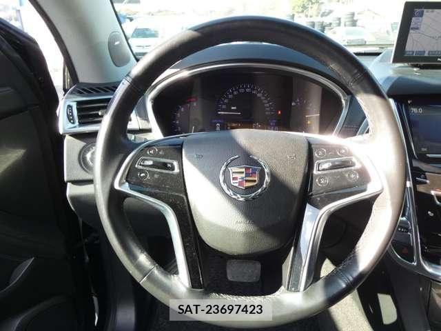 Cadillac SRX 2013-11 4932266-12