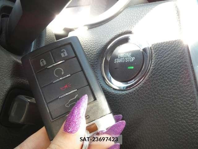Cadillac SRX 2013-11 4932266-15