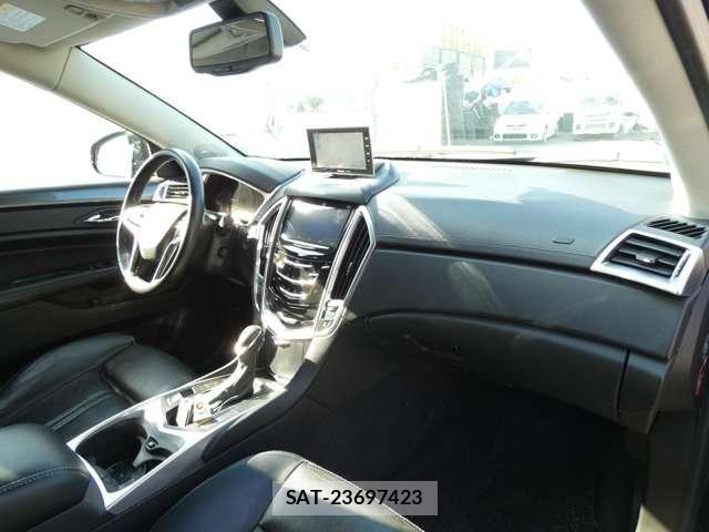 Cadillac SRX 2013-11 4932266-4