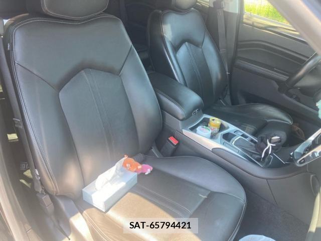 Cadillac SRX 2012-12 6902926-19