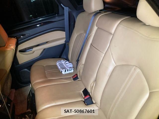 Cadillac SRX 2015-06 7326085-21