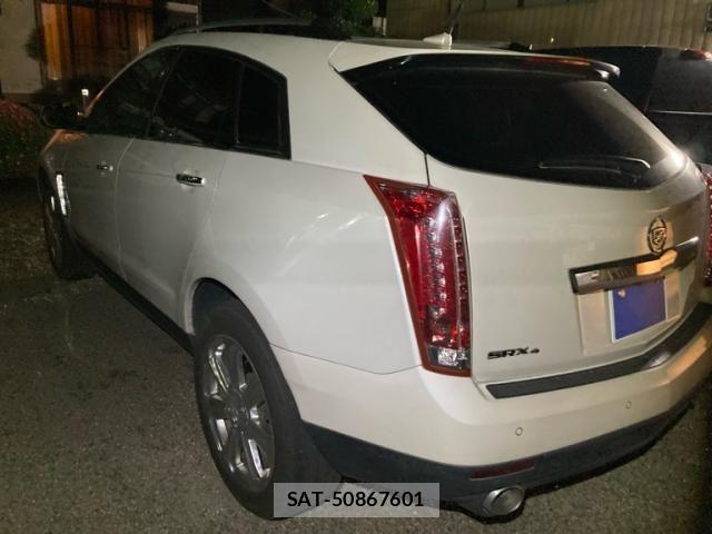 Cadillac SRX 2015-06 7326085-4