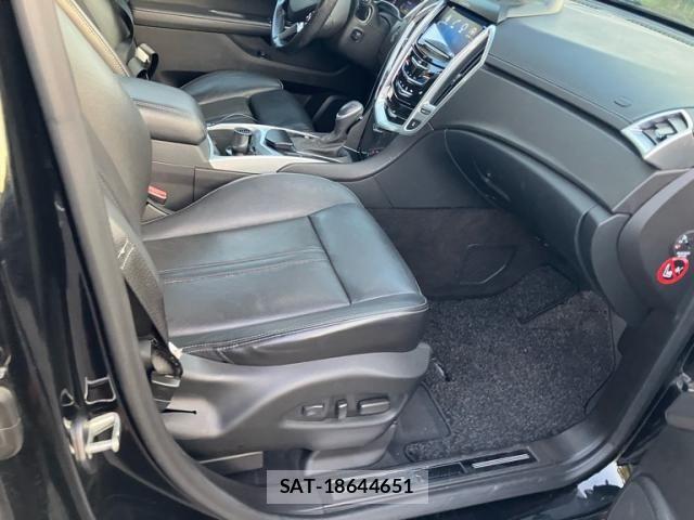 Cadillac SRX 2013-07 8034692-12