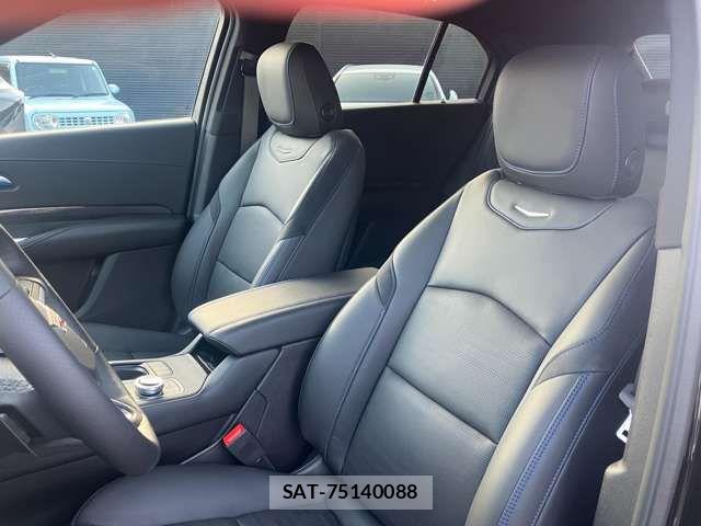 Cadillac XT4 2025-03 5860892-12