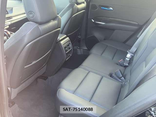 Cadillac XT4 2025-03 5860892-19