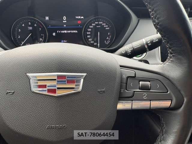 Cadillac XT4 2023-06 7615348-13