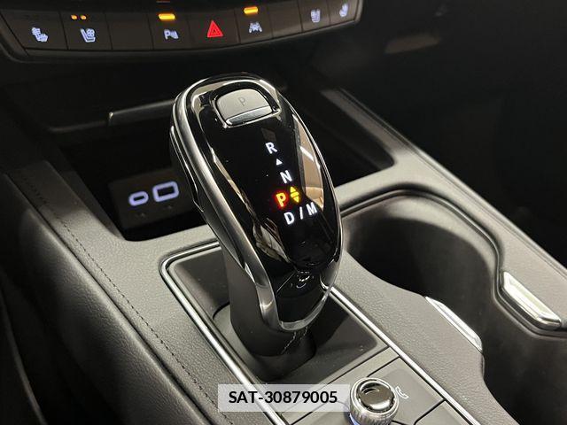 Cadillac XT4 2025-03 7783188-7