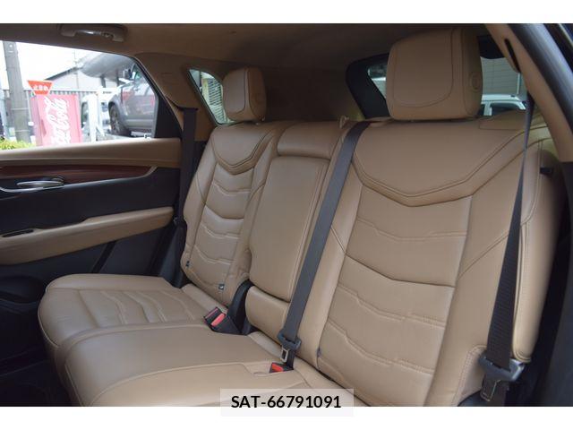 Cadillac XT5 2018-08 6610947-13