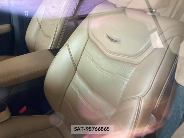 Cadillac XT5 2018-10 8561346-24