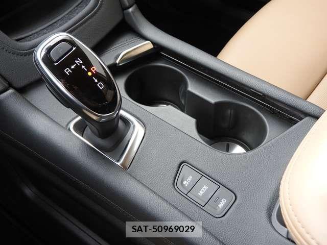 Cadillac XT5 2019-09 8658297-9