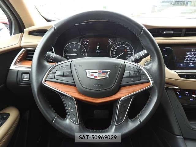 Cadillac XT5 2019-09 8658297-6
