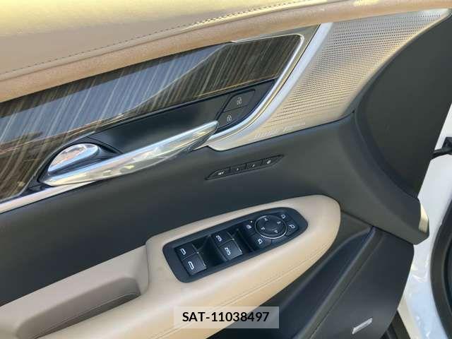 Cadillac XT6 2022-08 6495750-9