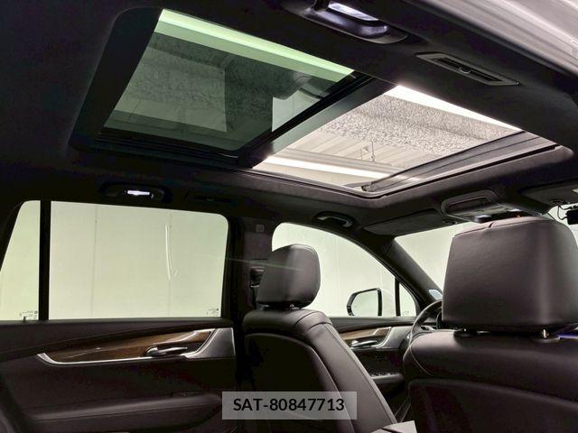 Cadillac XT6 2023-03 7249986-1