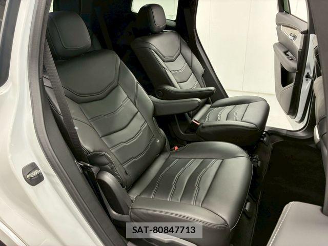 Cadillac XT6 2023-03 7249986-5