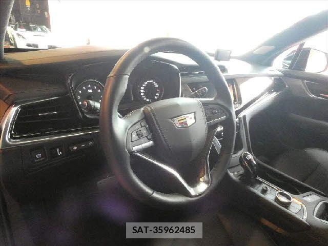 Cadillac XT6 2025-03 7391556-25