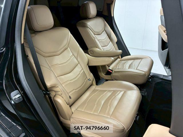 Cadillac XT6 2023-04 7875639-5