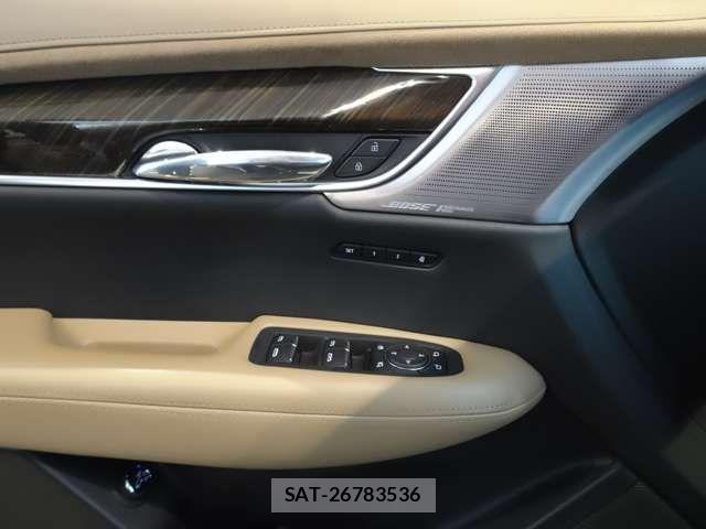 Cadillac XT6 2022-02 8034693-13