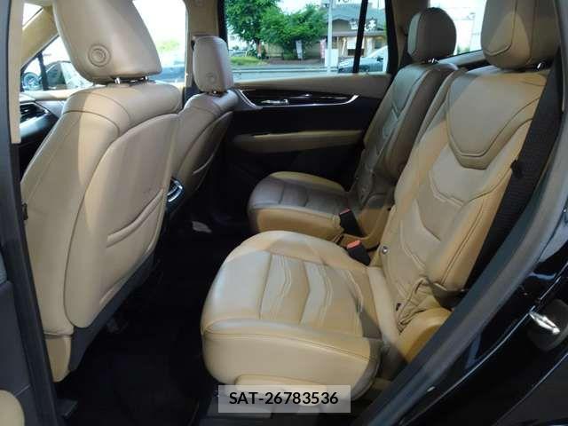 Cadillac XT6 2022-02 8034693-14