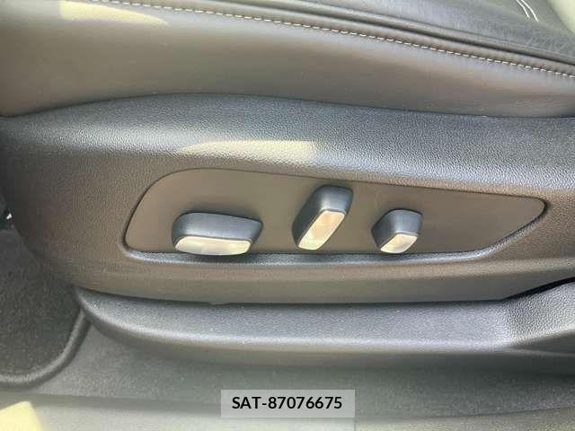 Cadillac XT6 2026-03 8665898-13