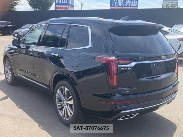 Cadillac XT6 2026-03 8665898-1