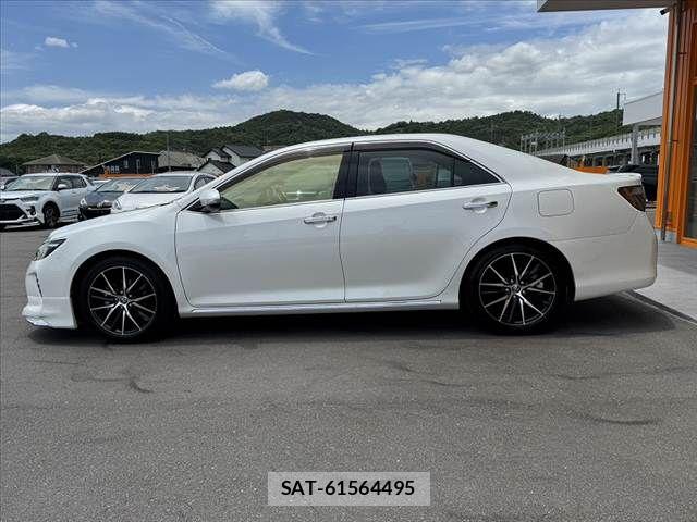 Toyota CAMRY 2014-08 7215675-11