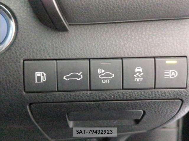 Toyota CAMRY 2017-12 7978697-17