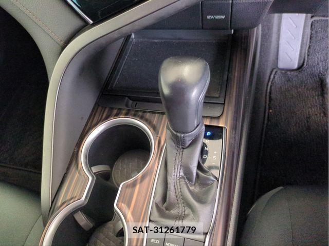 Toyota CAMRY 2017-10 8313541-11